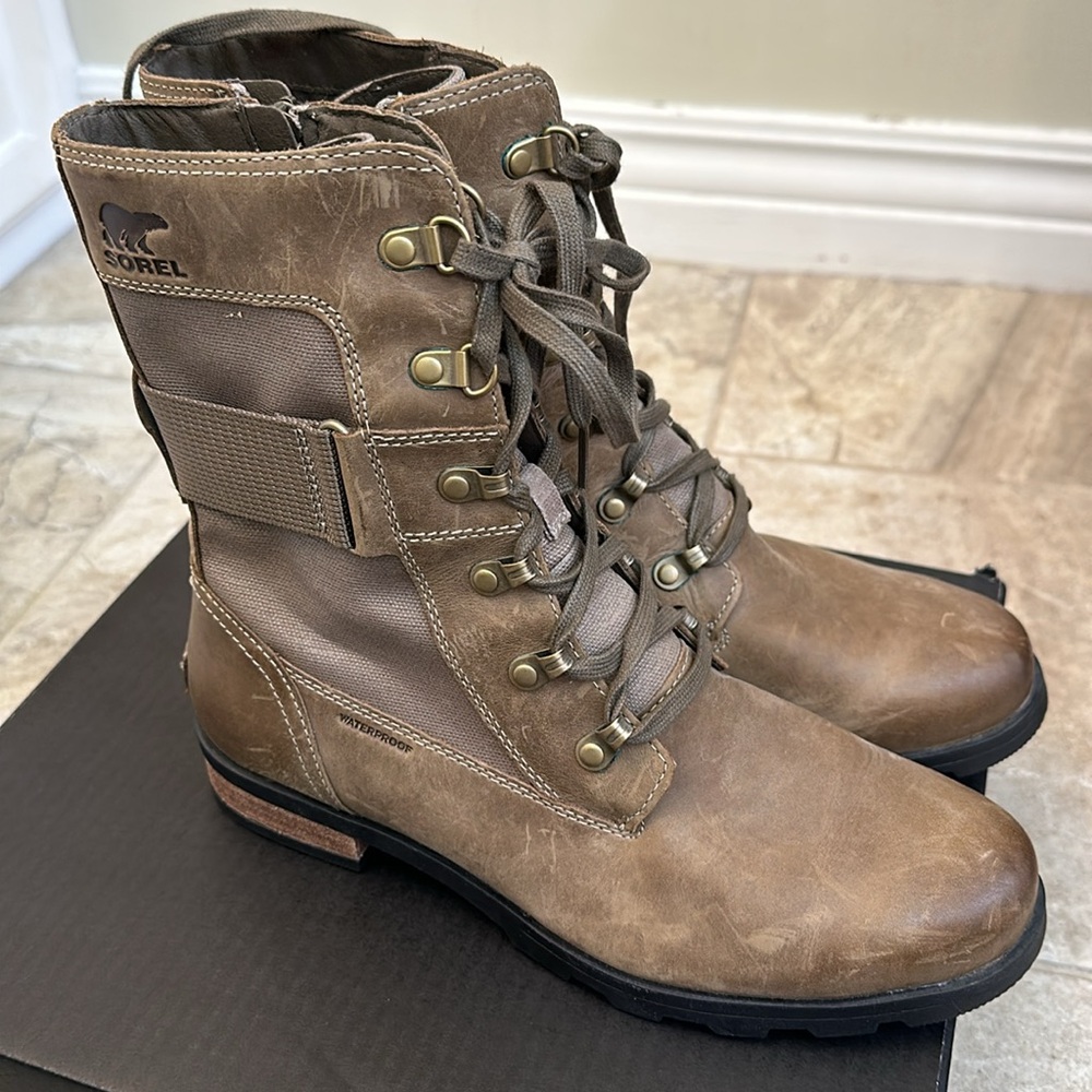 Sorel Emelie Conquest Boots